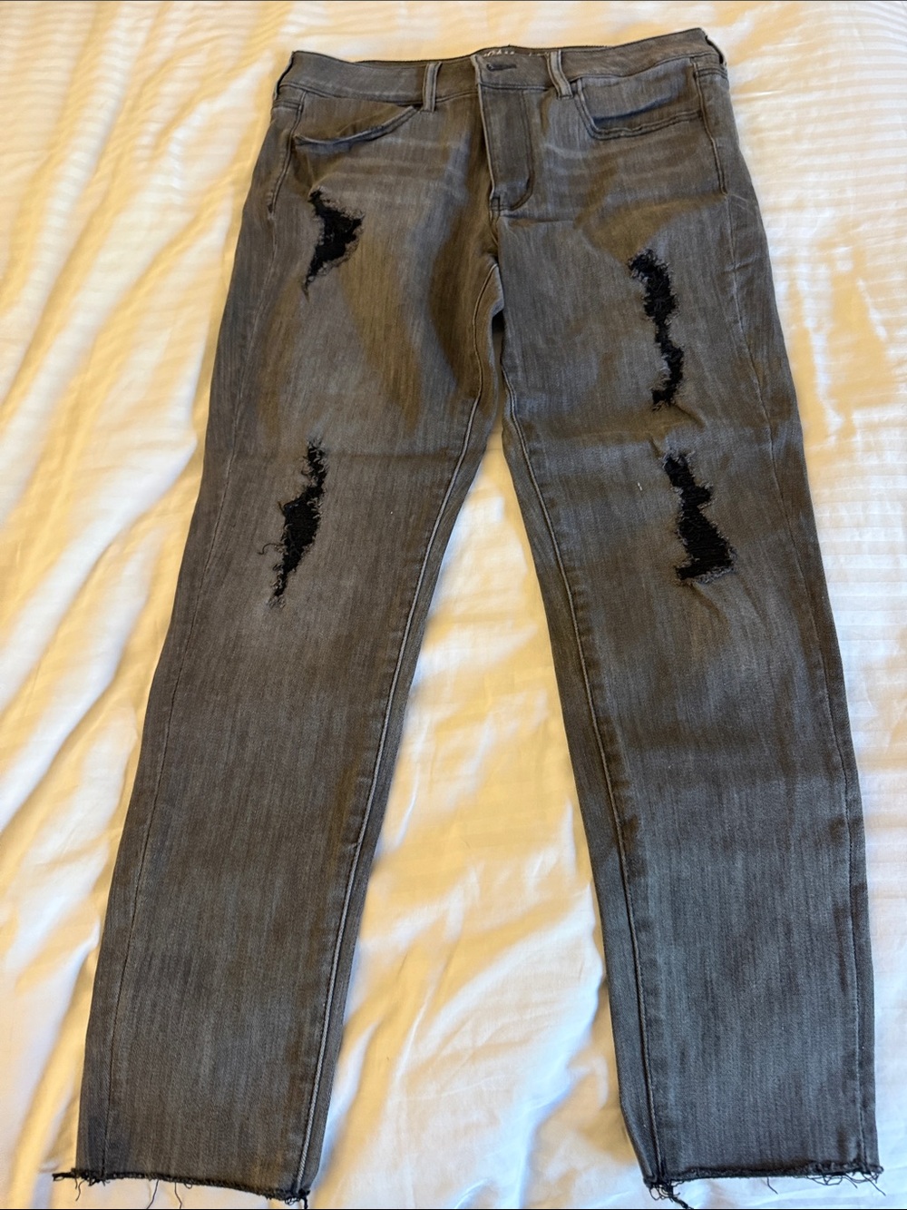 Distressed Gray Straight-Leg Jeans